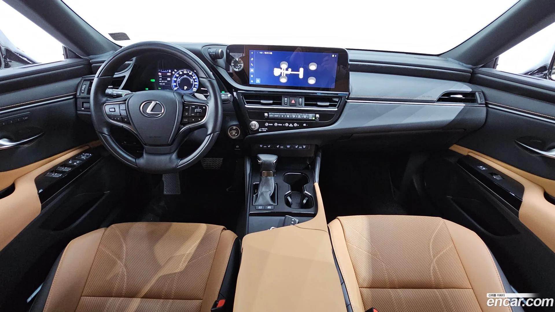 Lexus ES 300h 2023 — фото 3