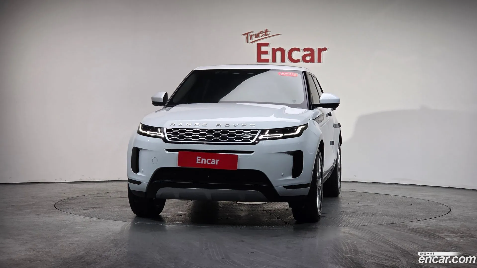 Land Rover Range Rover Evoque 2021 — фото 4
