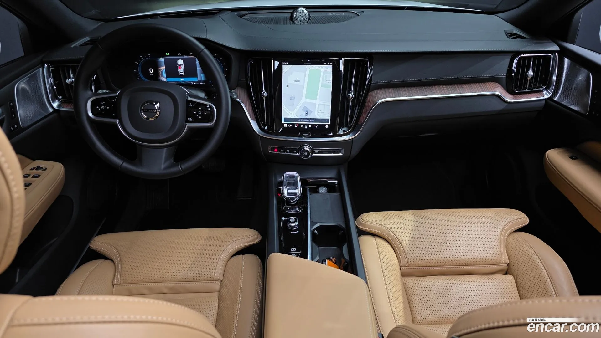 Volvo V60 Cross Country 2022 — фото 4