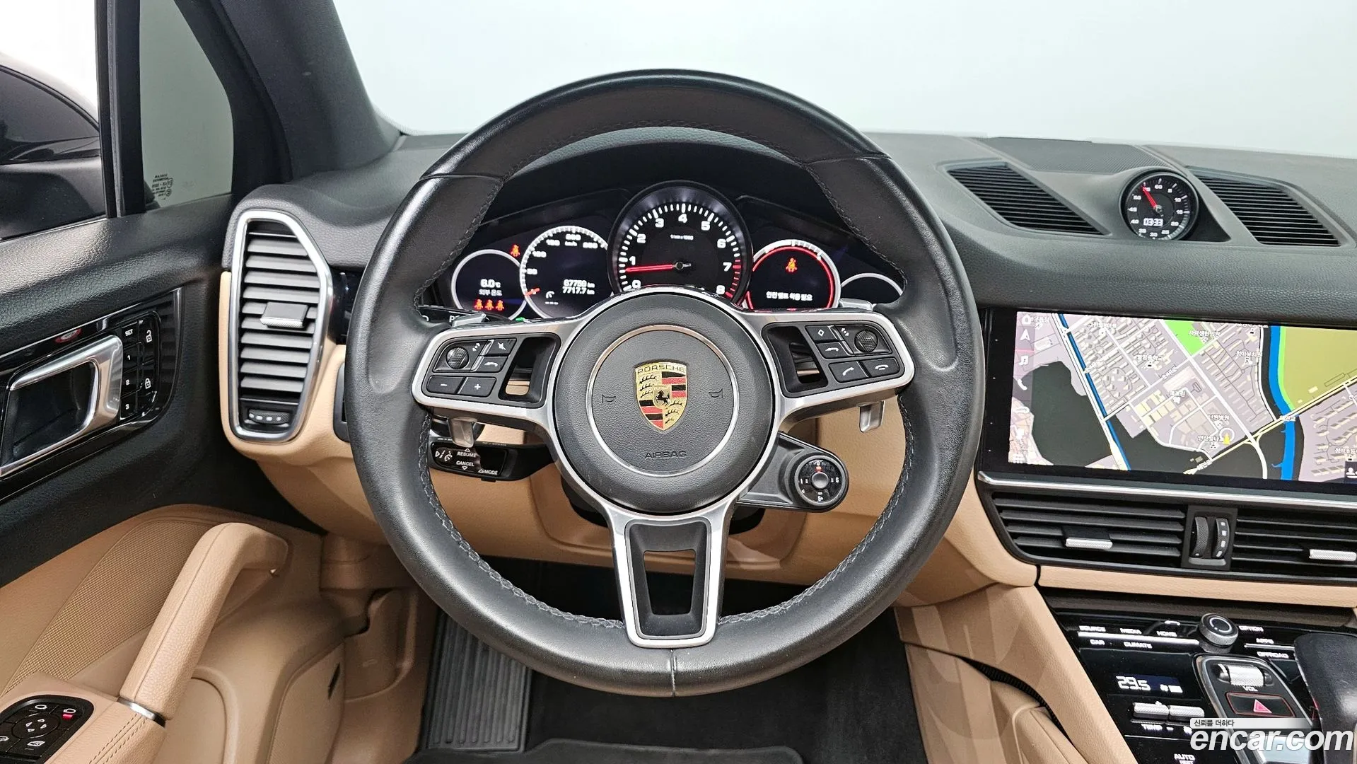 Porsche Cayenne 2021 — фото 1