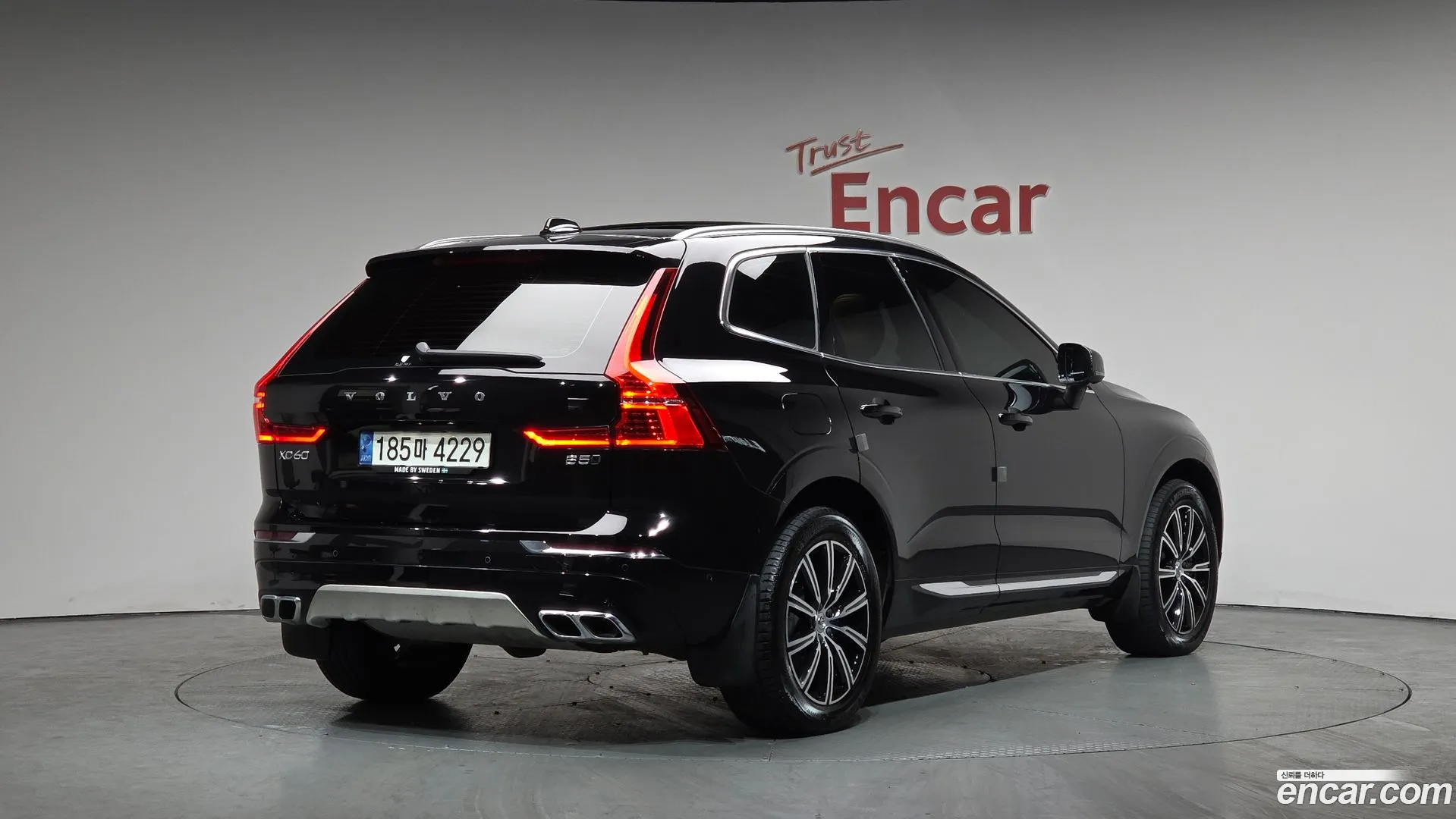 Volvo XC60 2021 — фото 2
