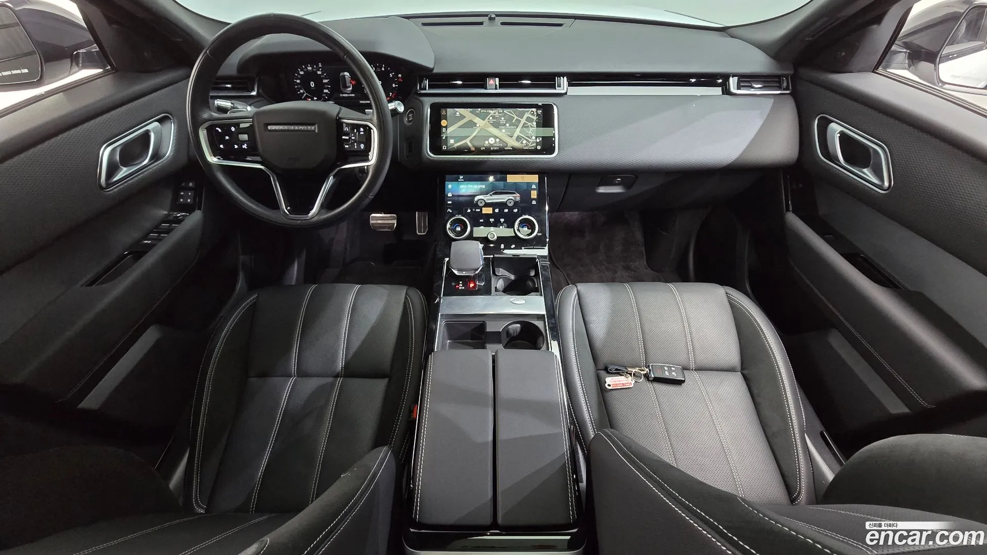 Land Rover Range Rover Velar 2022 — фото 2