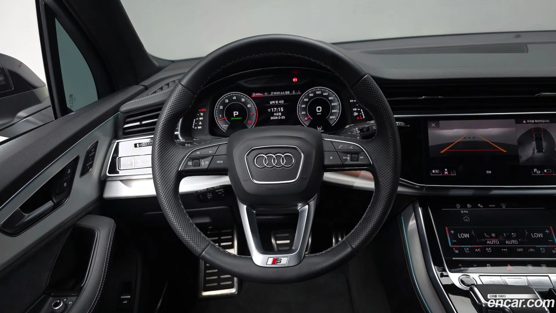 Audi Q7 2025 — фото 2
