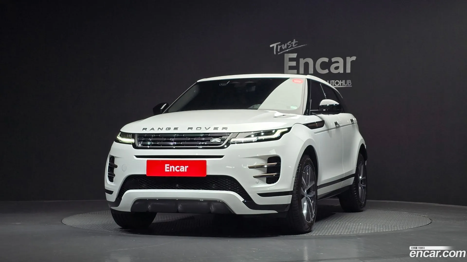 Land Rover Range Rover Evoque 2024 — фото 4