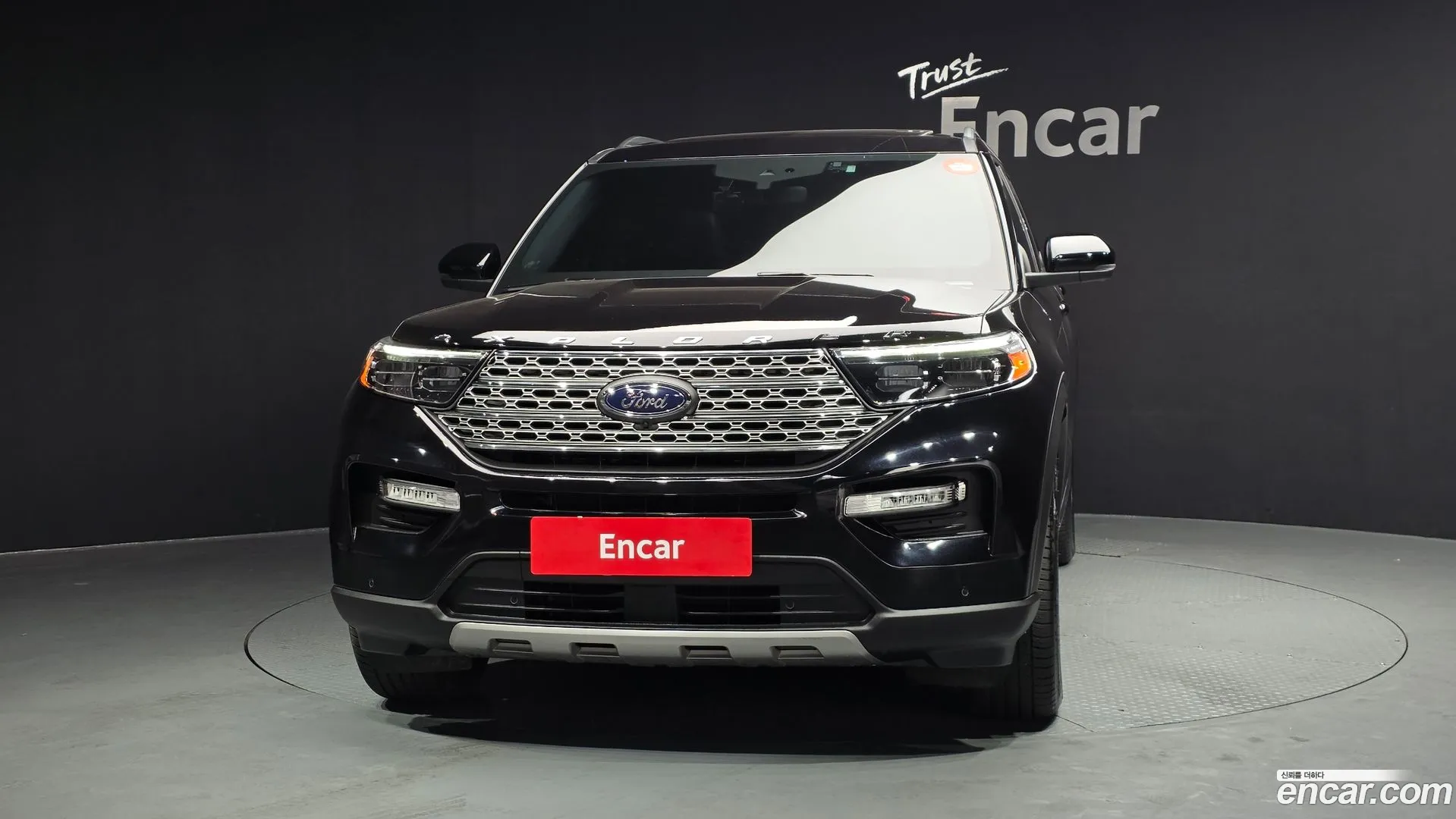 Ford Explorer 2020 — фото 5