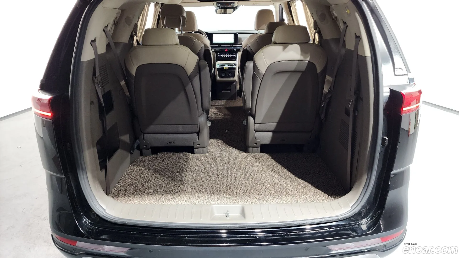 Kia Carnival 2023 — фото 3