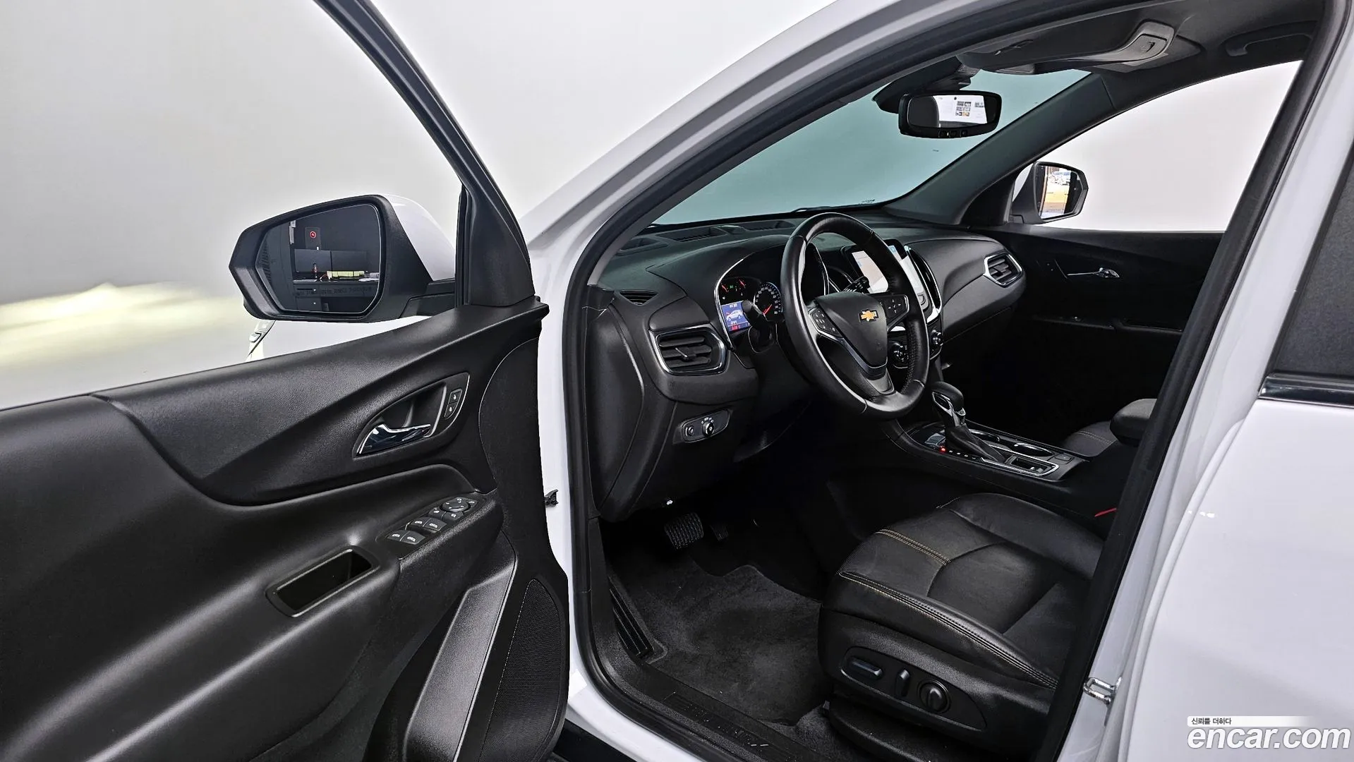Chevrolet Equinox 2022 — фото 1