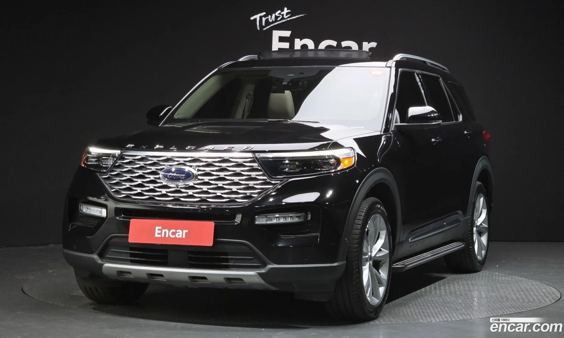 Ford Explorer 2022 — фото 3