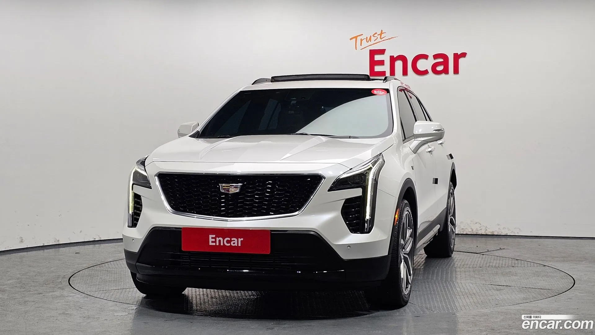 Cadillac XT4 2022 — фото 3