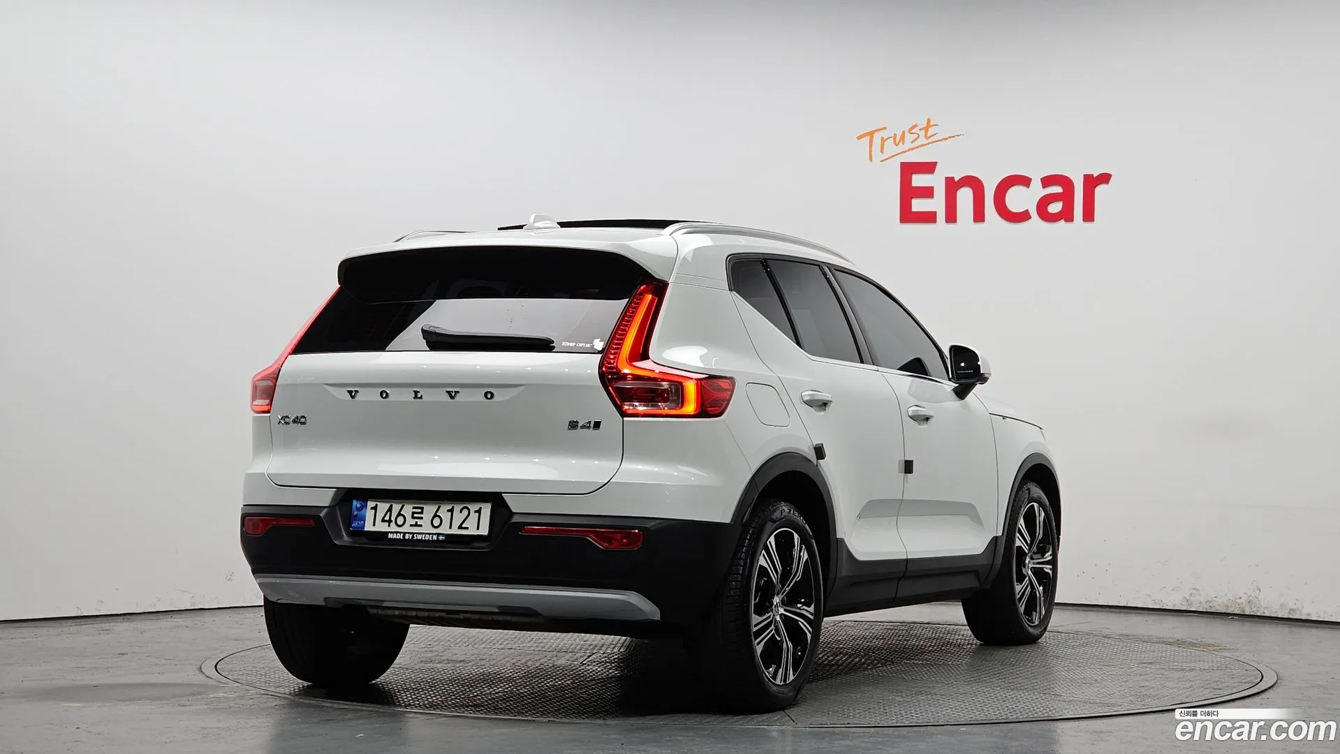 Volvo XC40 2021 — фото 3