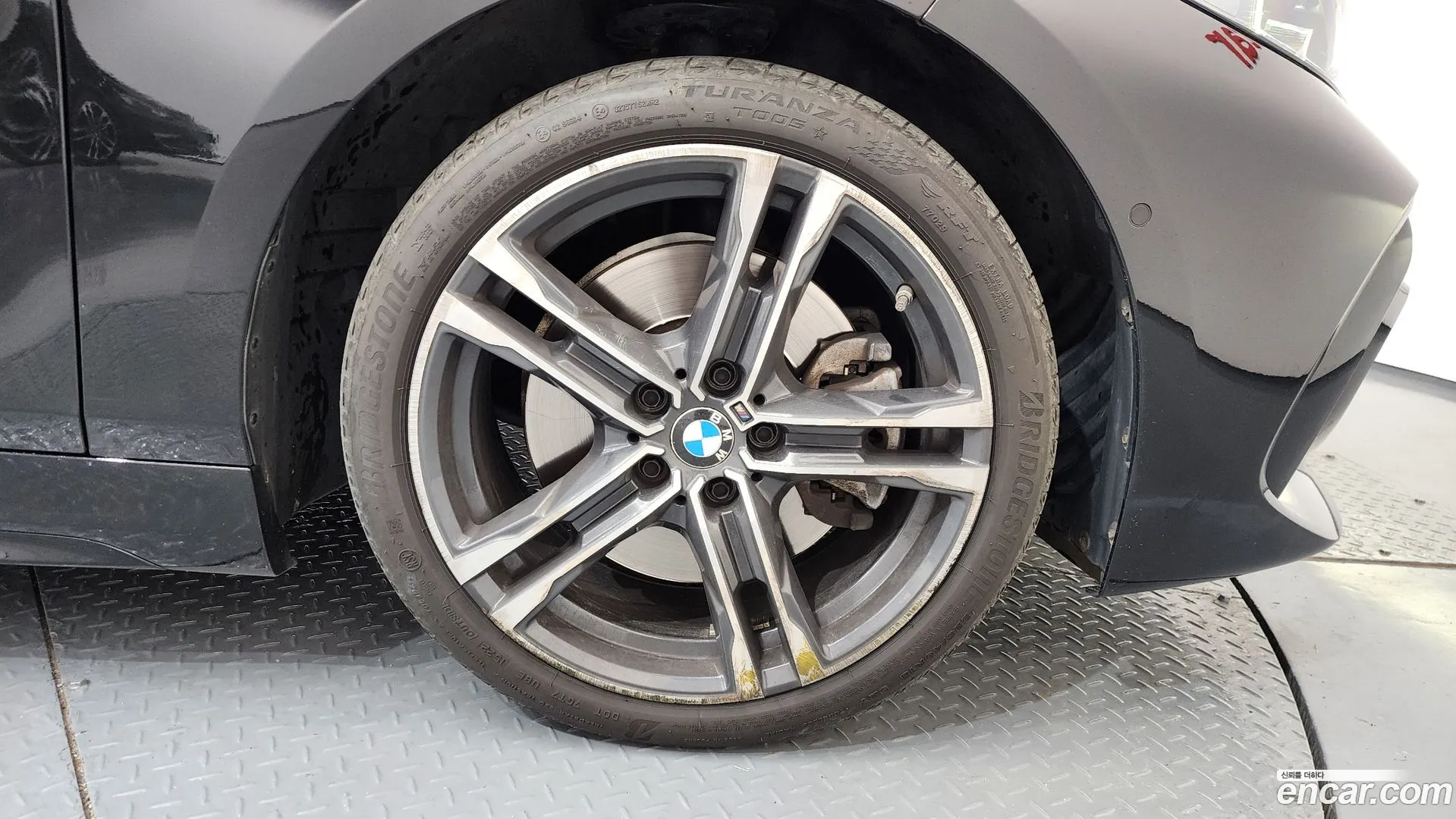 BMW 120i 2022 — фото 2