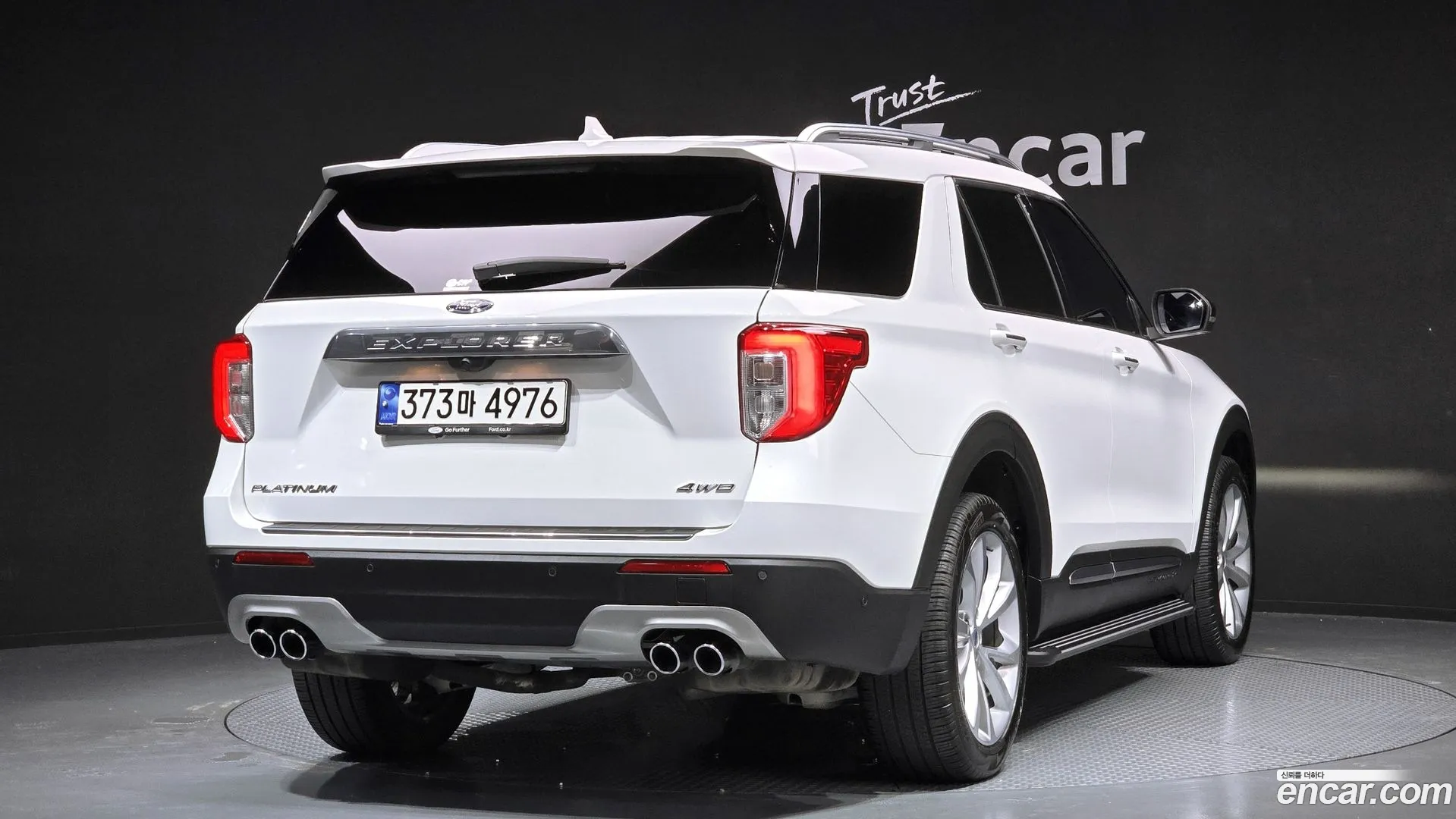 Ford Explorer 2023 — фото 3