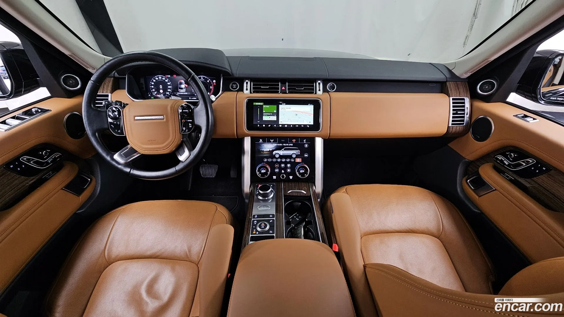 Land Rover Range Rover 2021 — фото 1