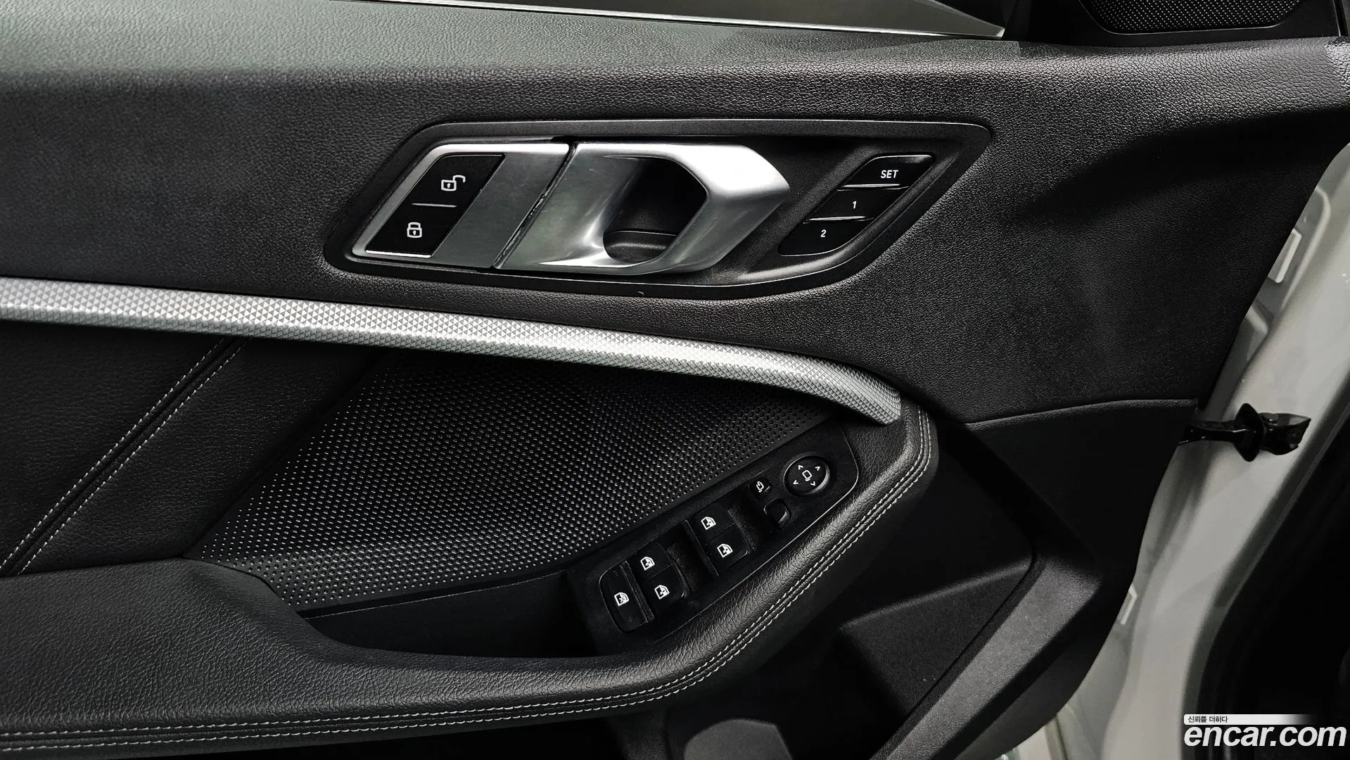 BMW 120i 2021 — фото 4
