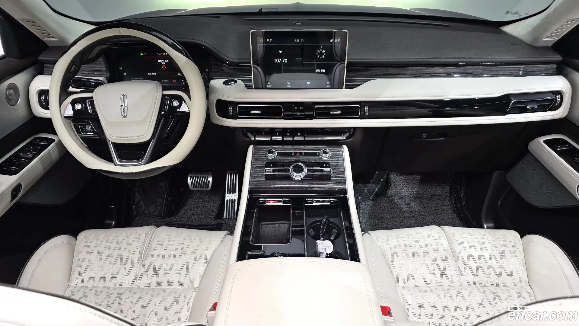 Lincoln Aviator 2020 — фото 1