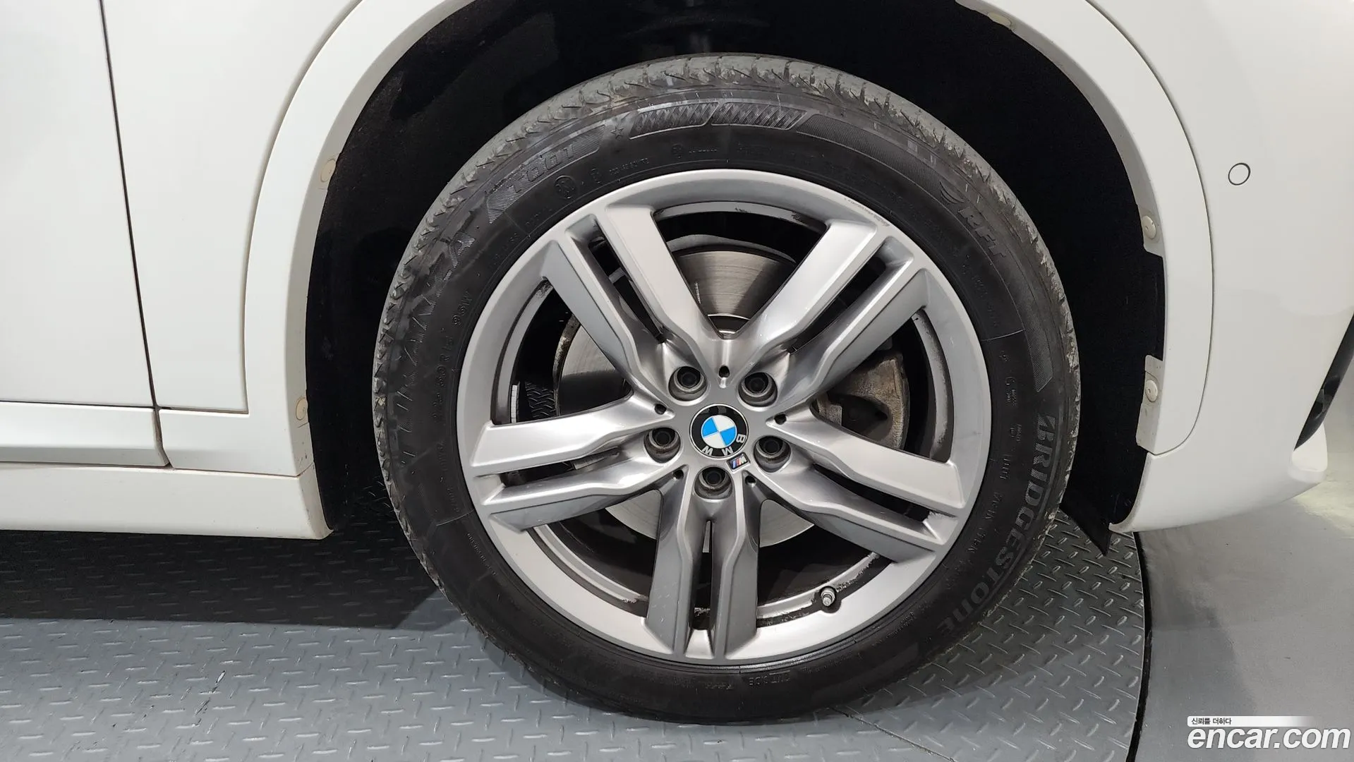 BMW X1 2021 — фото 1