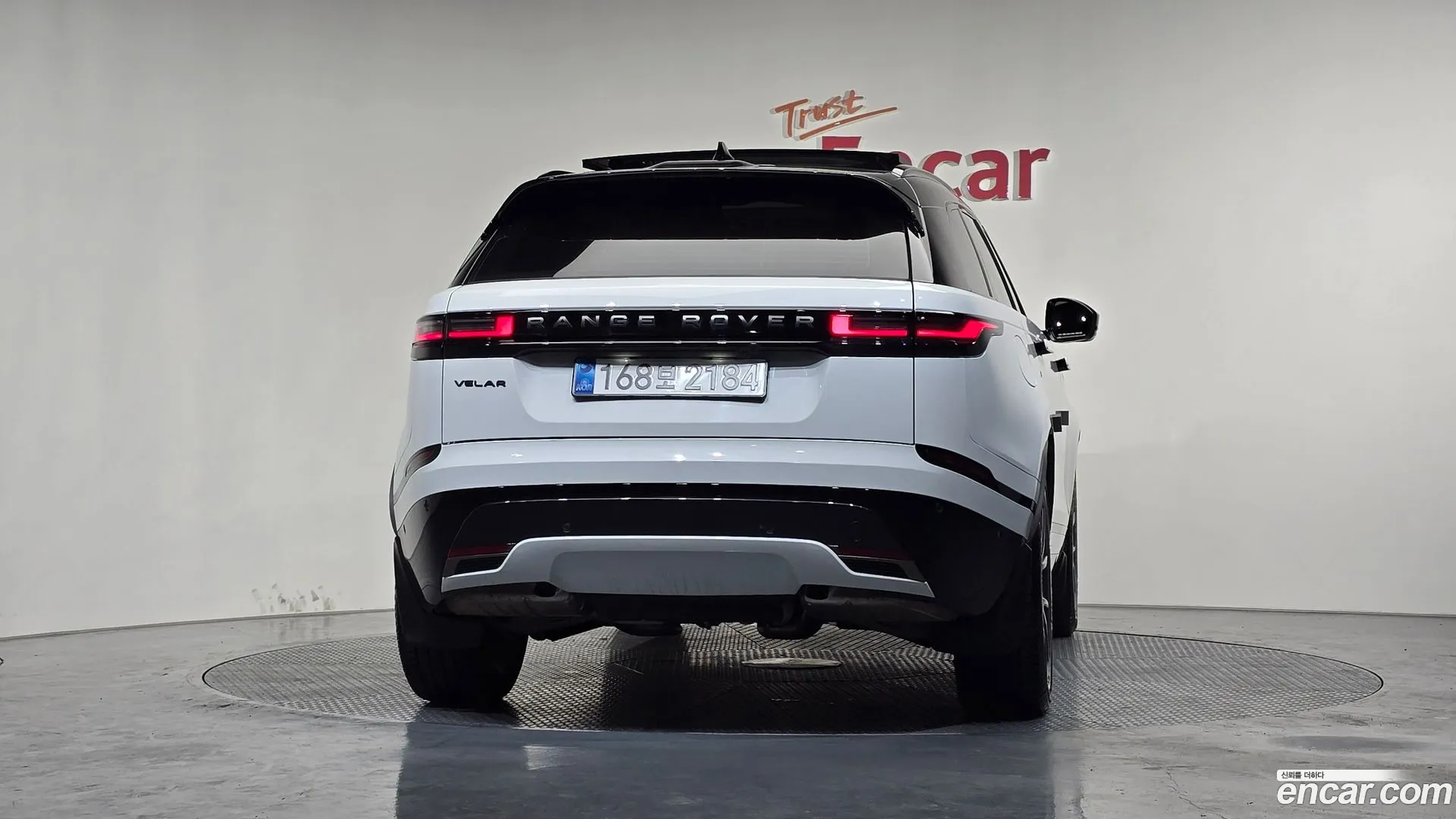 Land Rover Range Rover Velar 2025 — фото 5