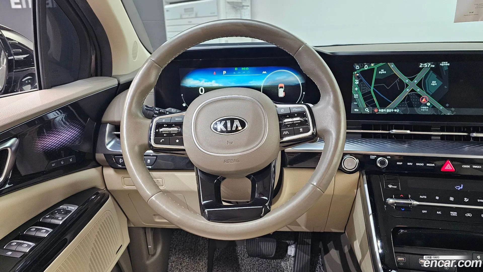 Kia Carnival 2021 — фото 2