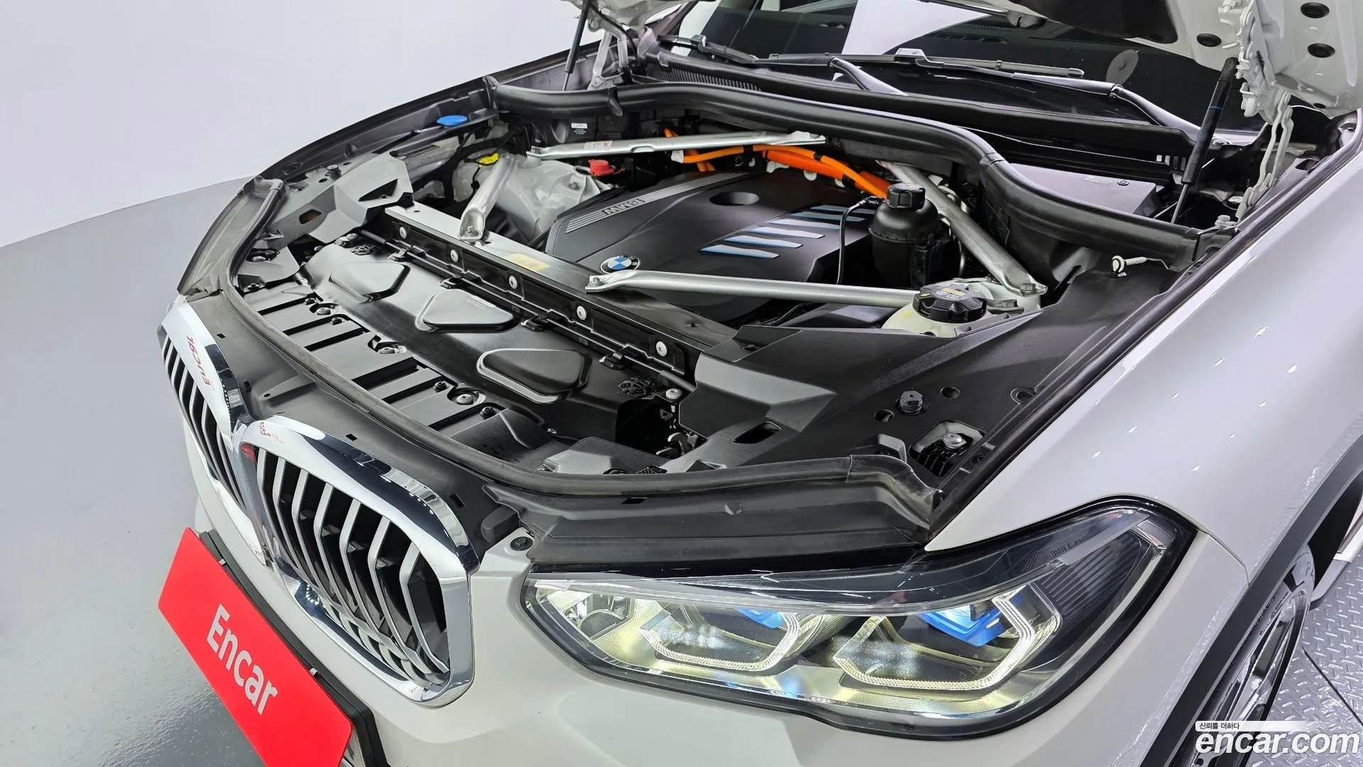 BMW X5 2022 — фото 1