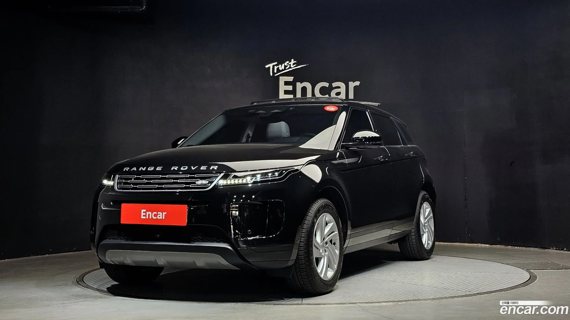 Land Rover Range Rover Evoque 2025 — фото 5