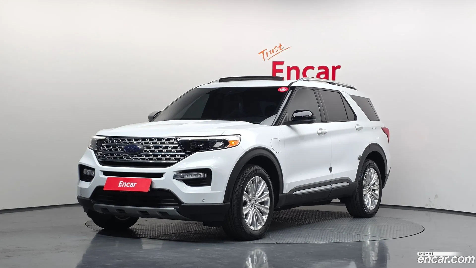 Ford Explorer 2020 — фото 3