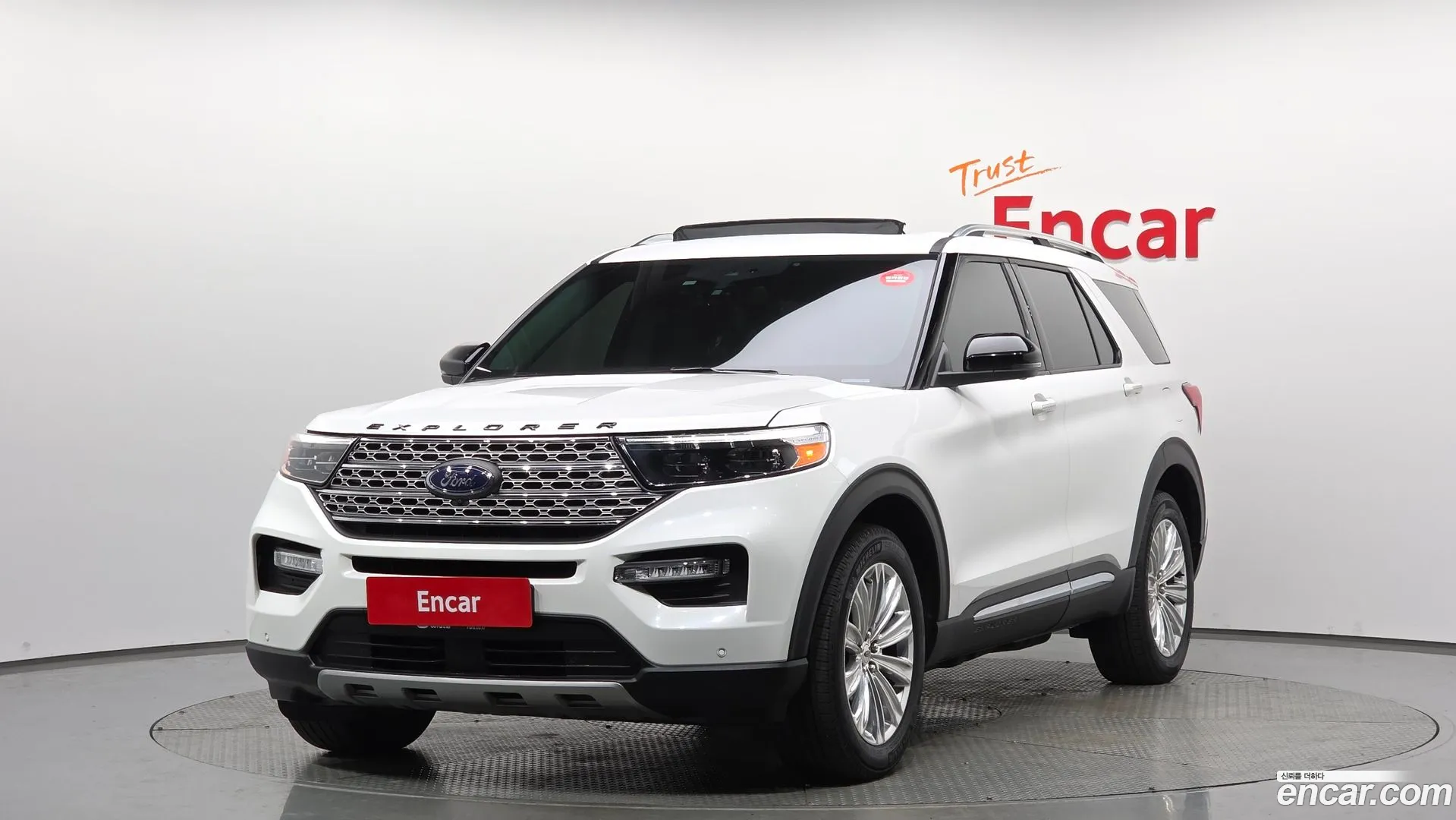 Ford Explorer 2021 — фото 3