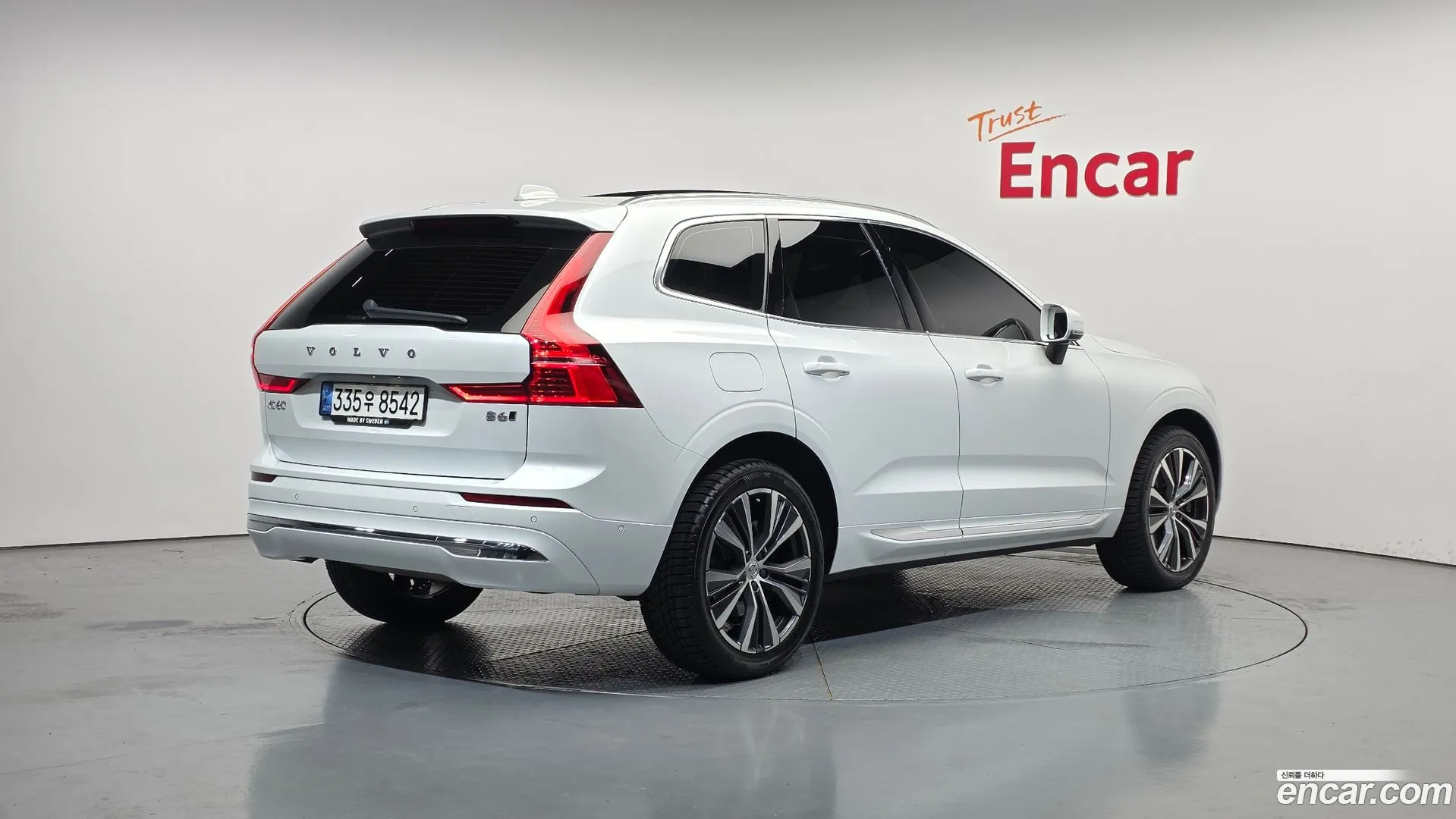 Volvo XC60 2021 — фото 4