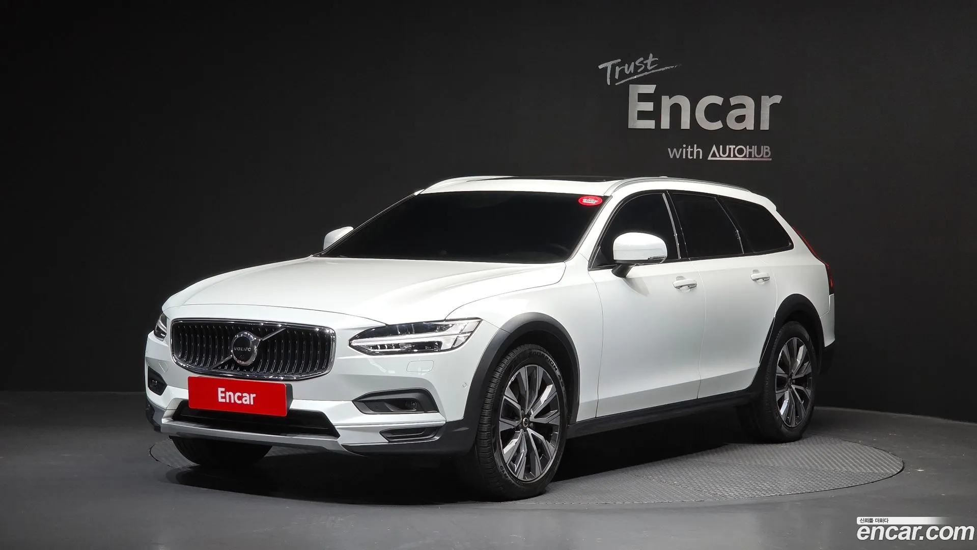 Volvo V90 Cross Country 2021 — фото 3