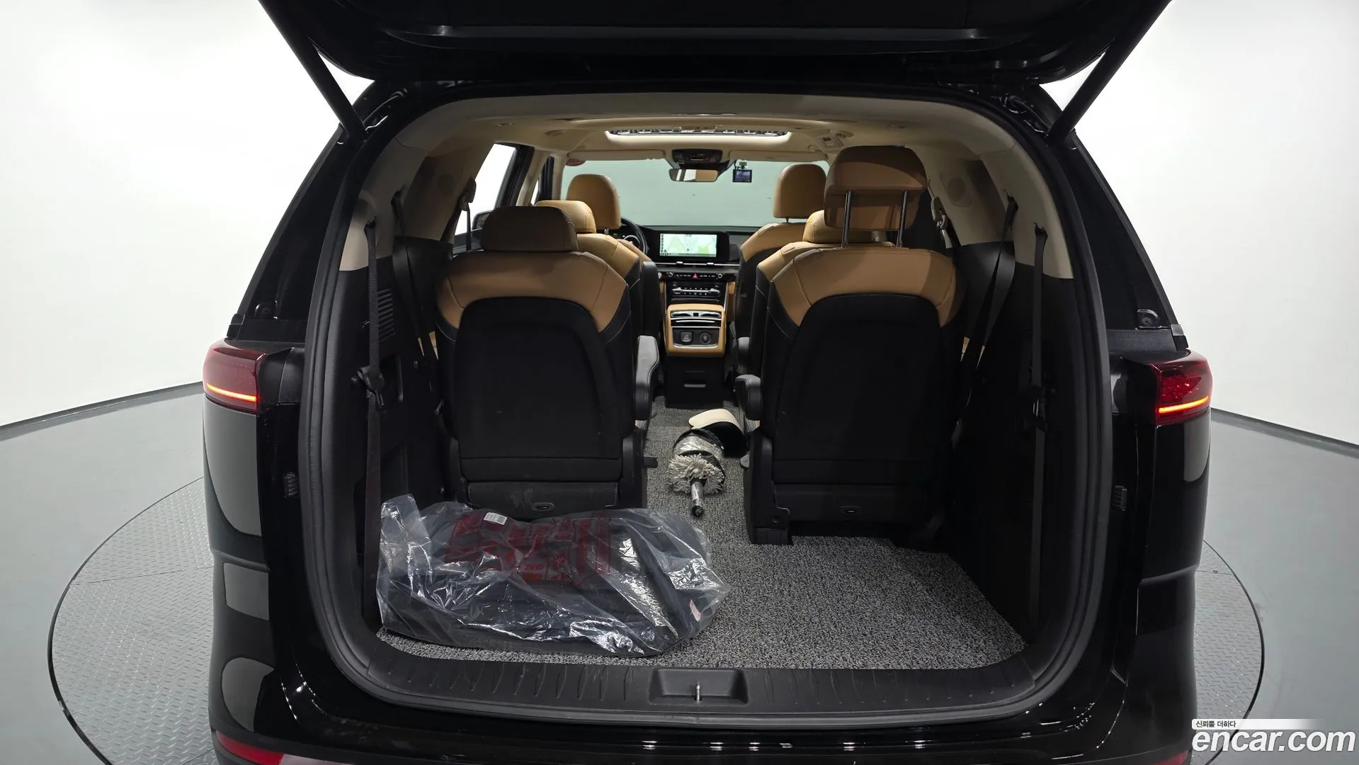Kia Carnival 2022 — фото 2