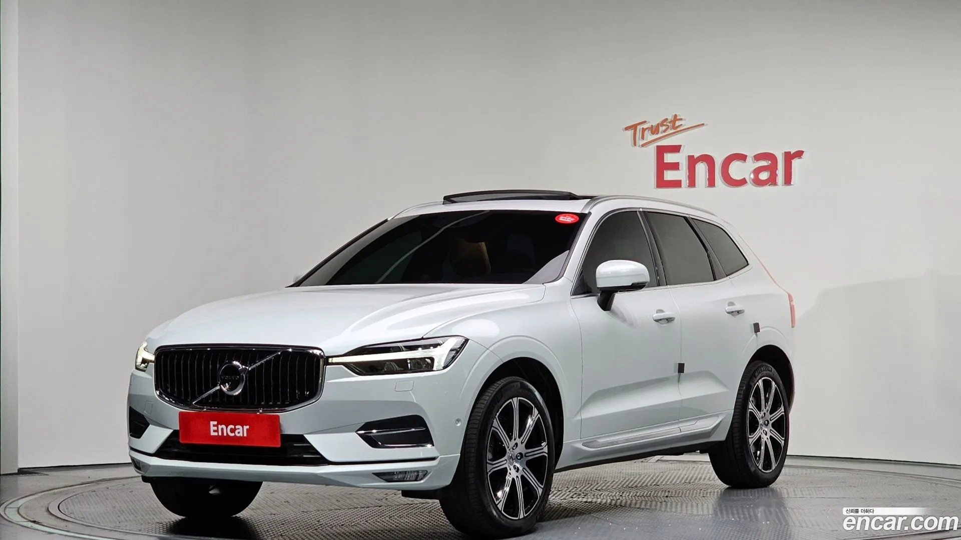 Volvo XC60 2021 — фото 3