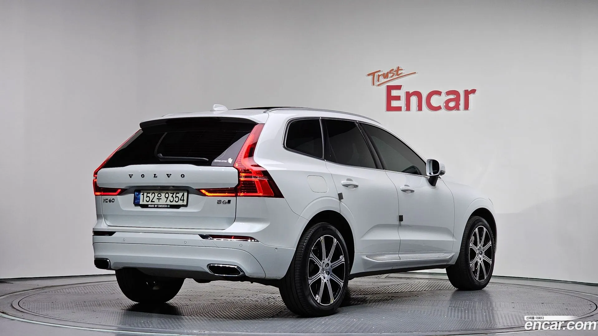 Volvo XC60 2021 — фото 5