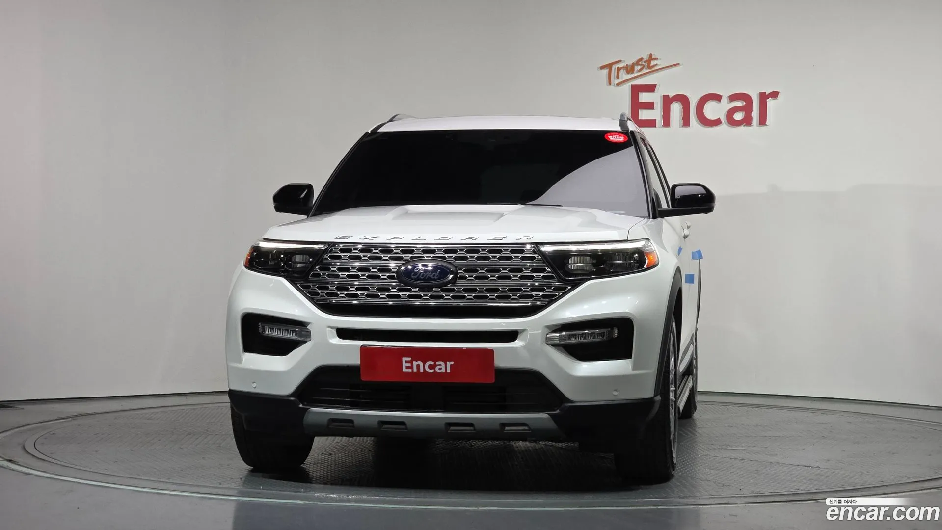 Ford Explorer 2020 — фото 4