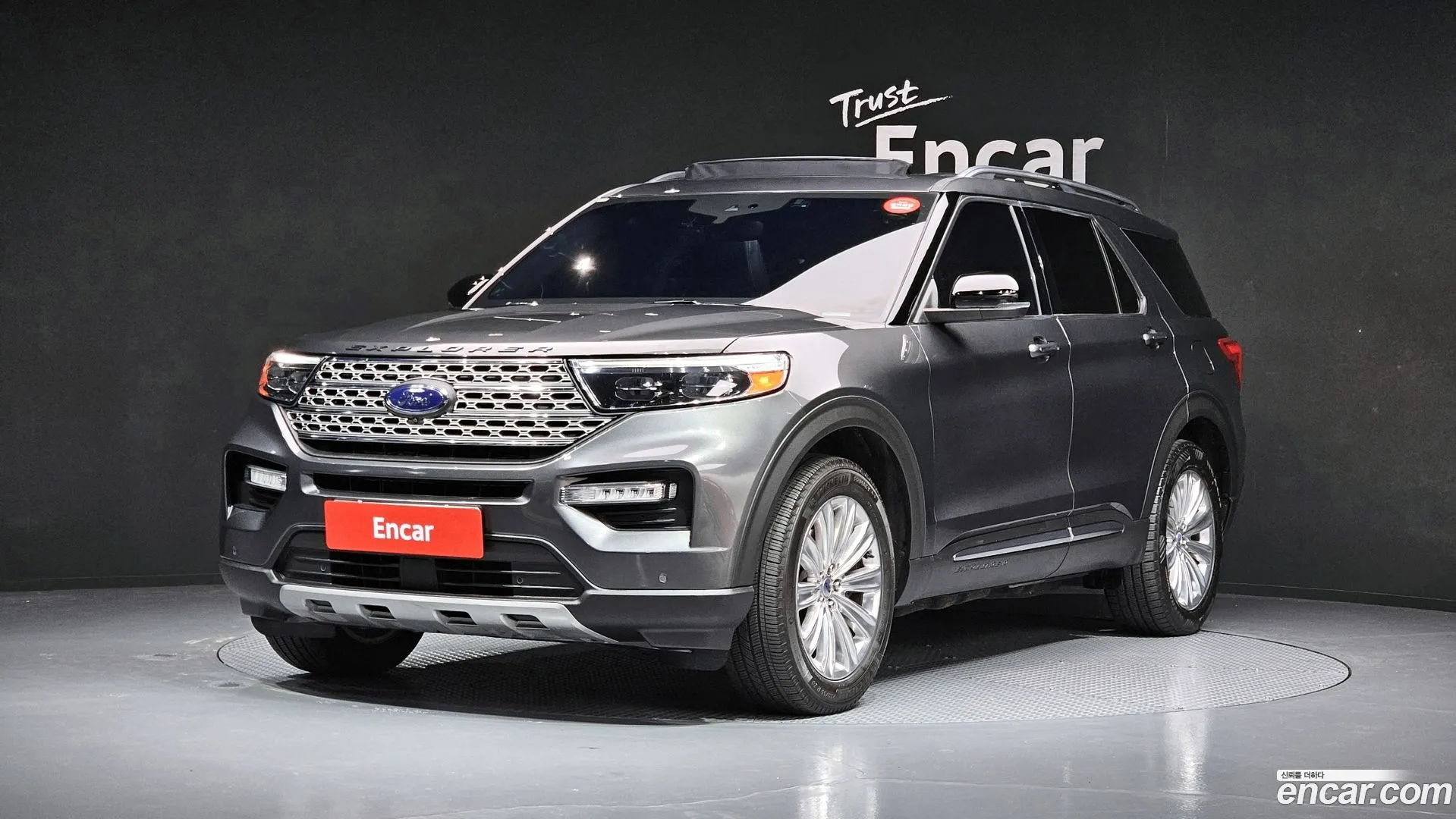 Ford Explorer 2020 — фото 5