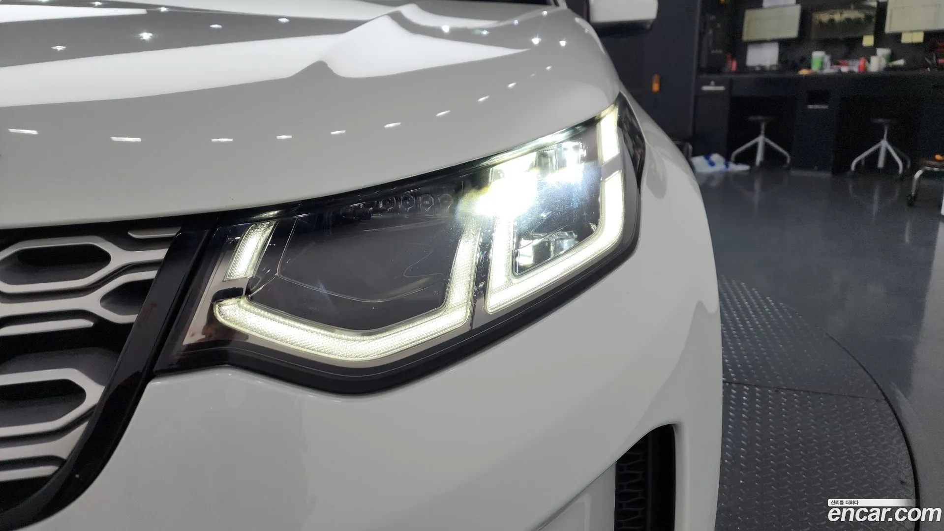Land Rover Discovery Sport 2020 — фото 3
