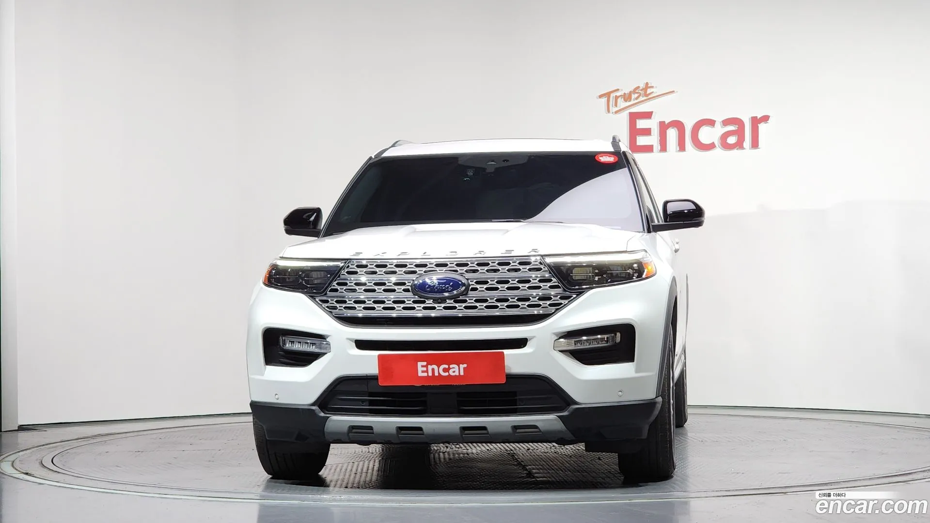 Ford Explorer 2022 — фото 5