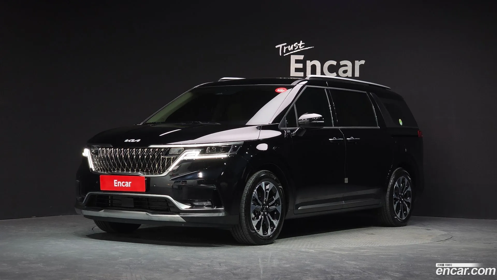 Kia Carnival 2022 — фото 1