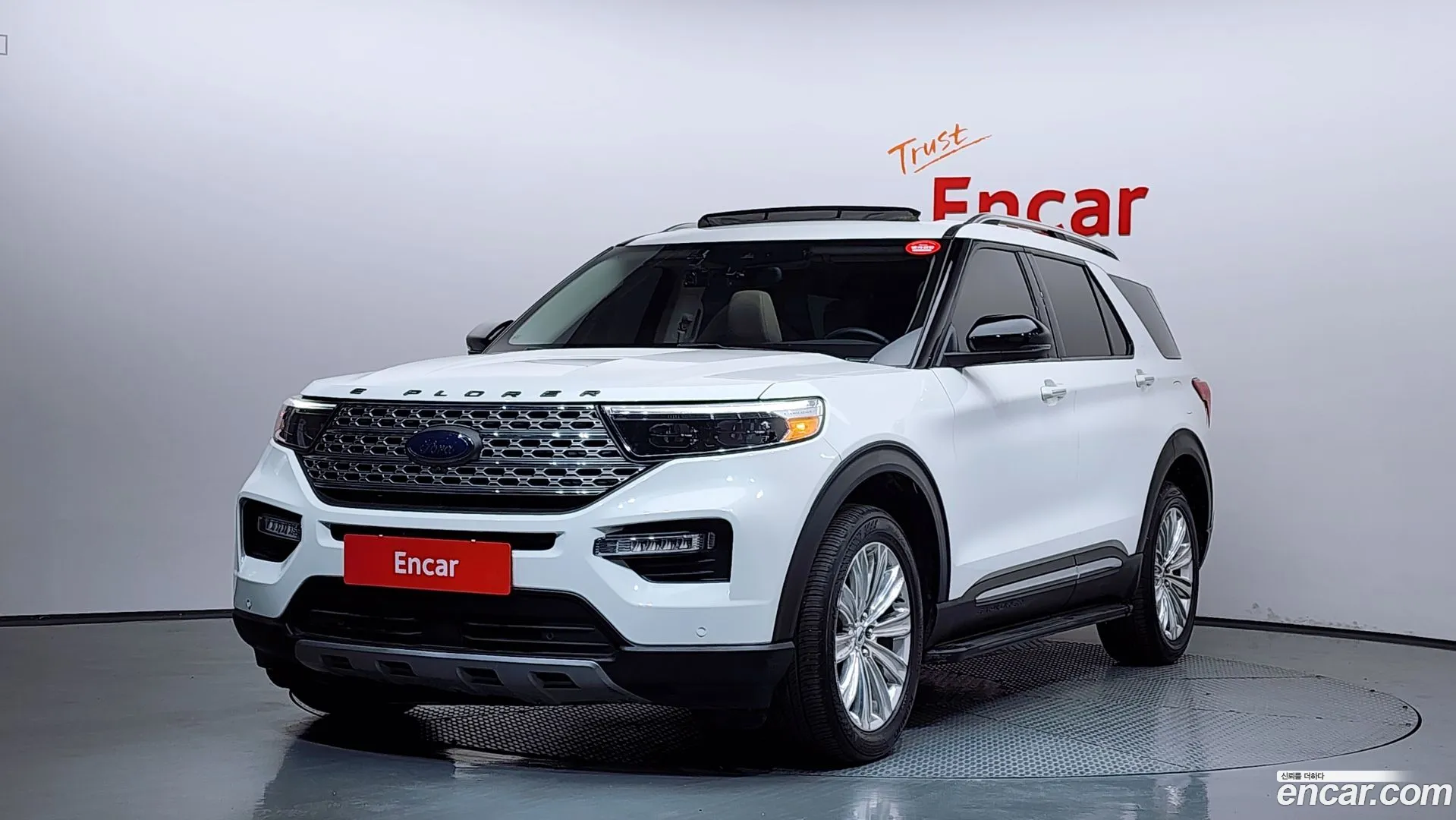 Ford Explorer 2021 — фото 2