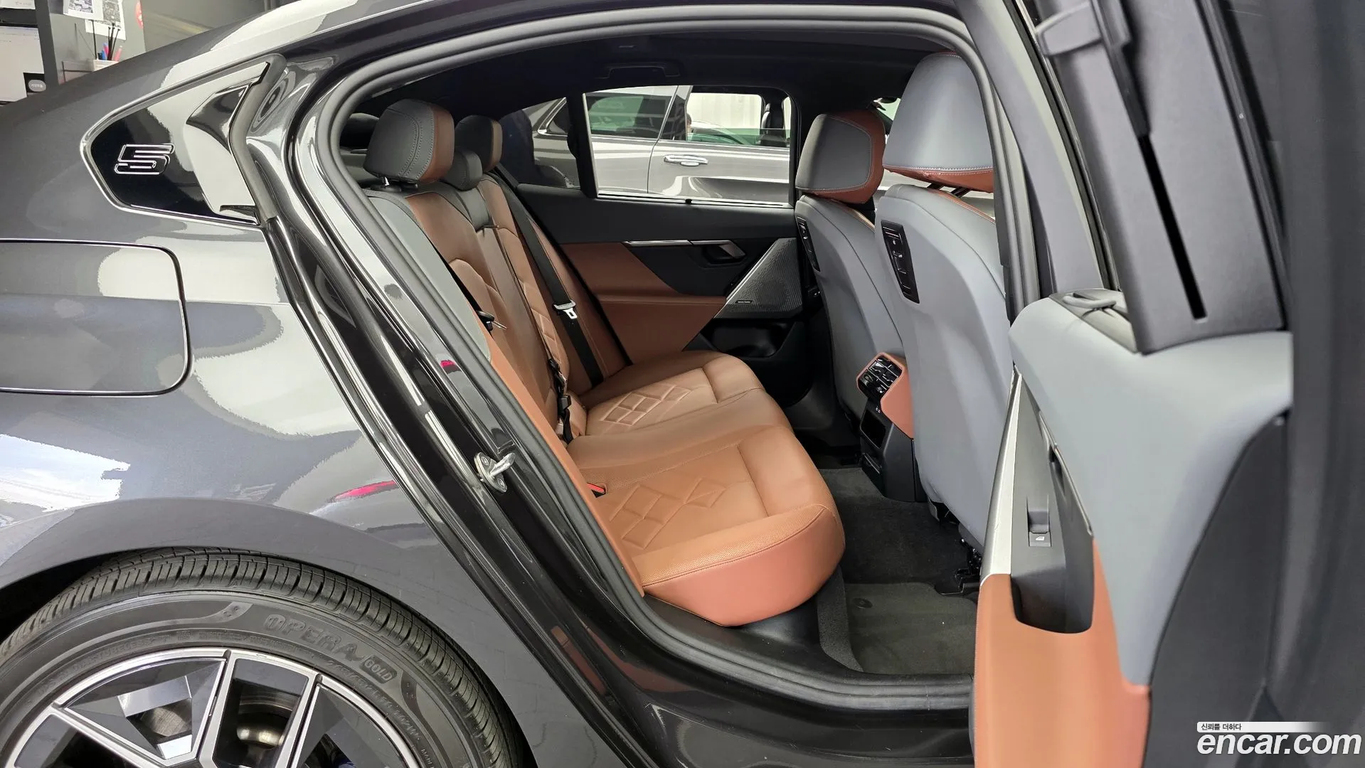 BMW i5 2024 — фото 2