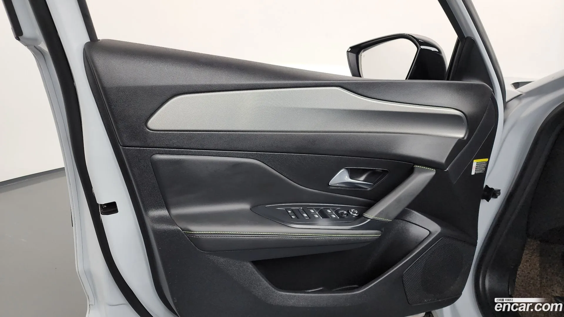 Peugeot 408 2024 — фото 1