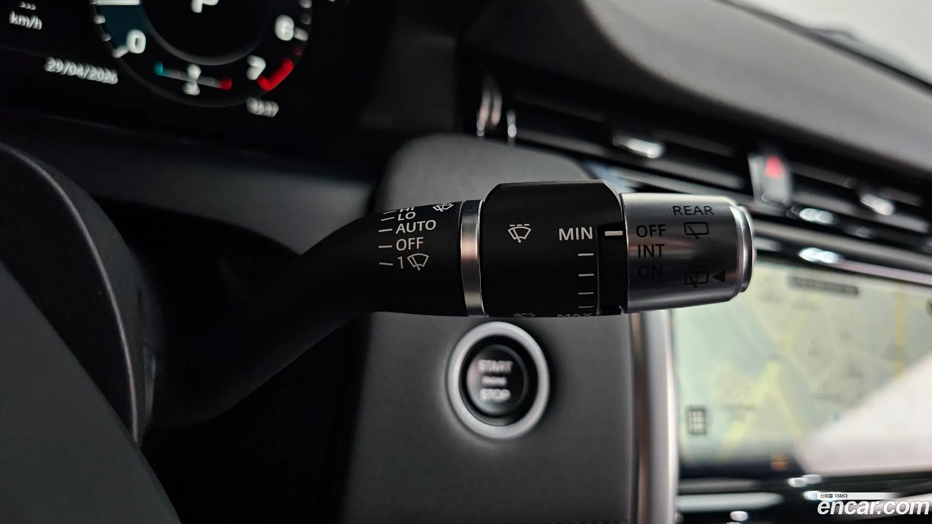 Land Rover Discovery Sport 2022 — фото 4