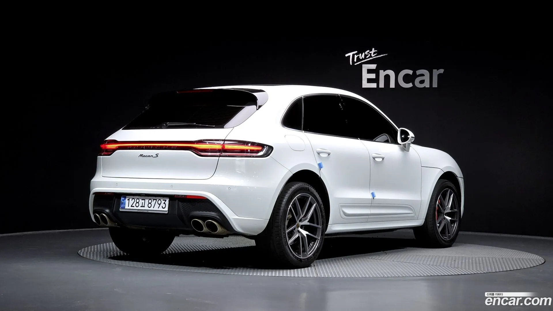Porsche Macan 2022 — фото 2