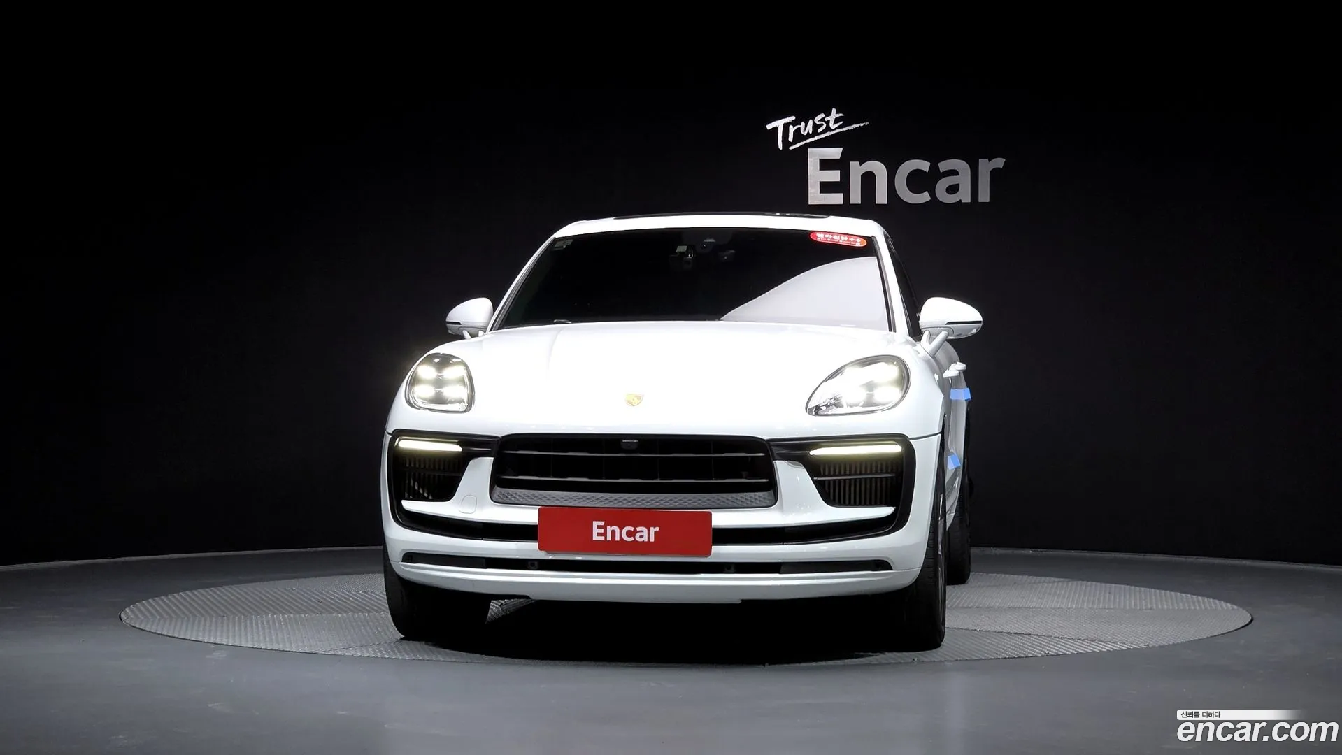 Porsche Macan 2022 — фото 4