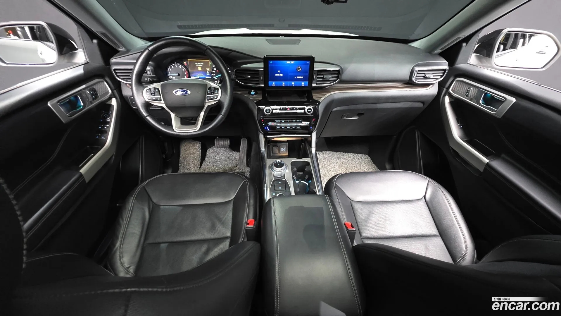 Ford Explorer 2021 — фото 2