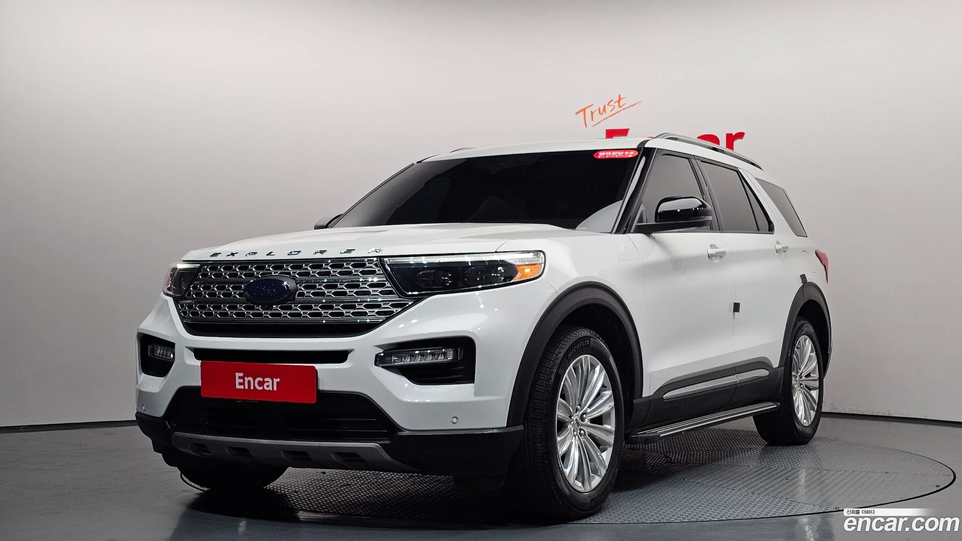 Ford Explorer 2022 — фото 4