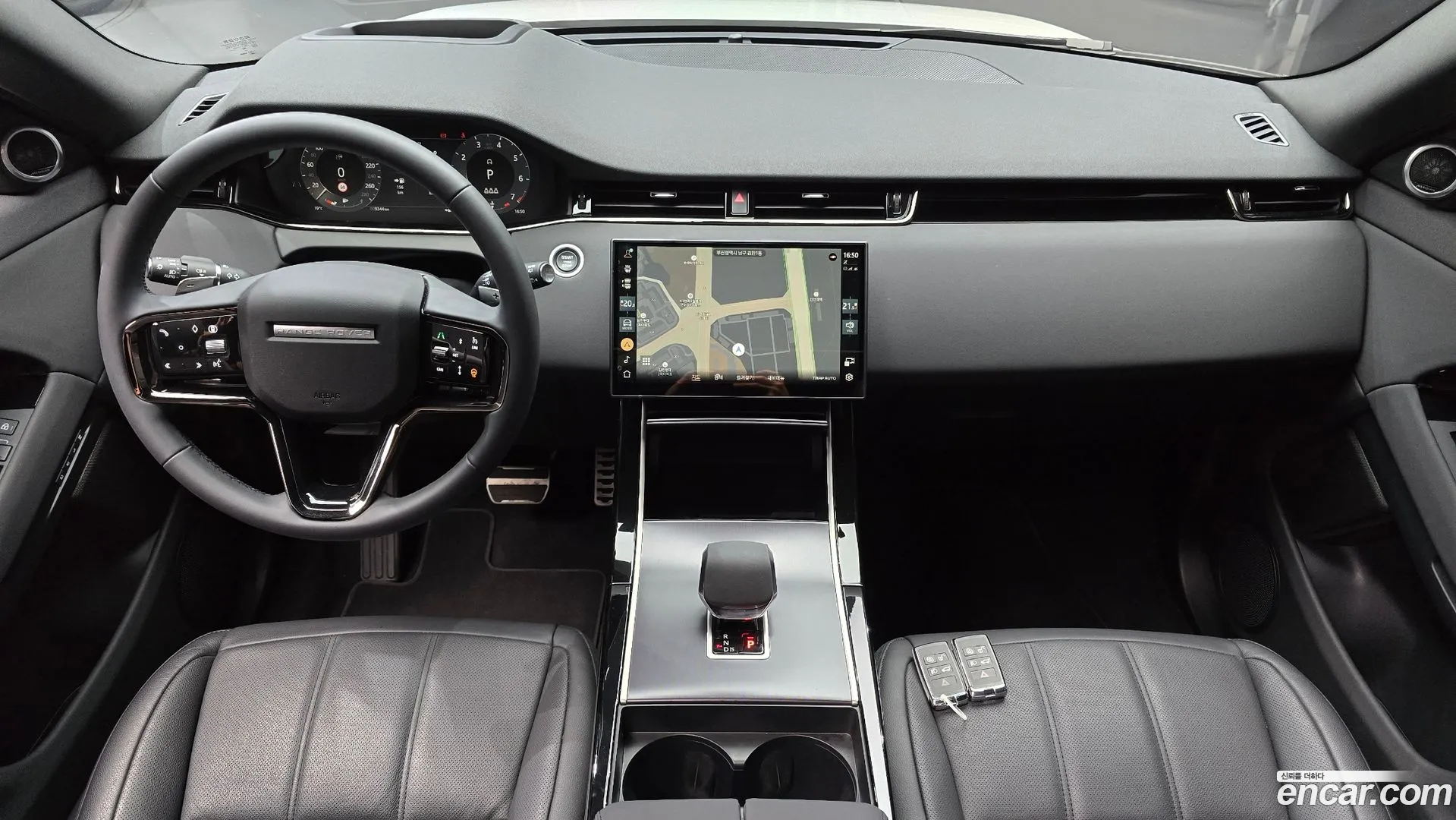 Land Rover Range Rover Evoque 2025 — фото 4