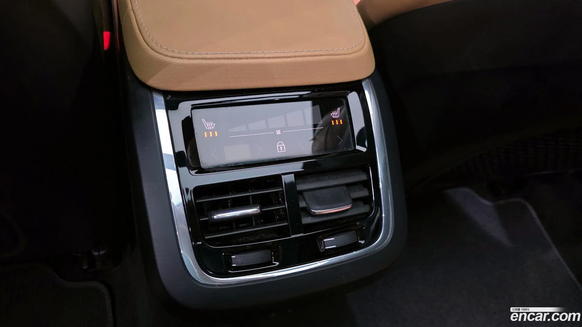 Volvo V90 Cross Country 2021 — фото 1