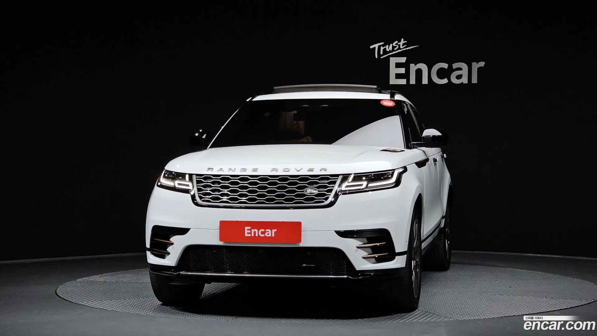 Land Rover Range Rover Velar 2022 — фото 5