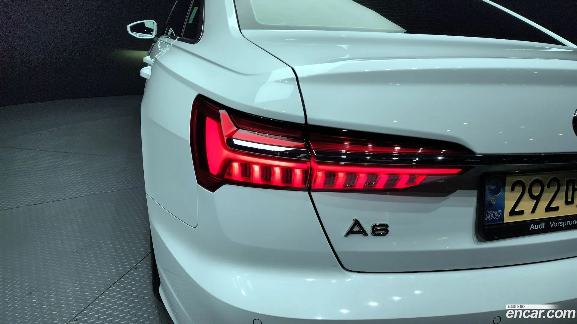 Audi A6 2022 — фото 2