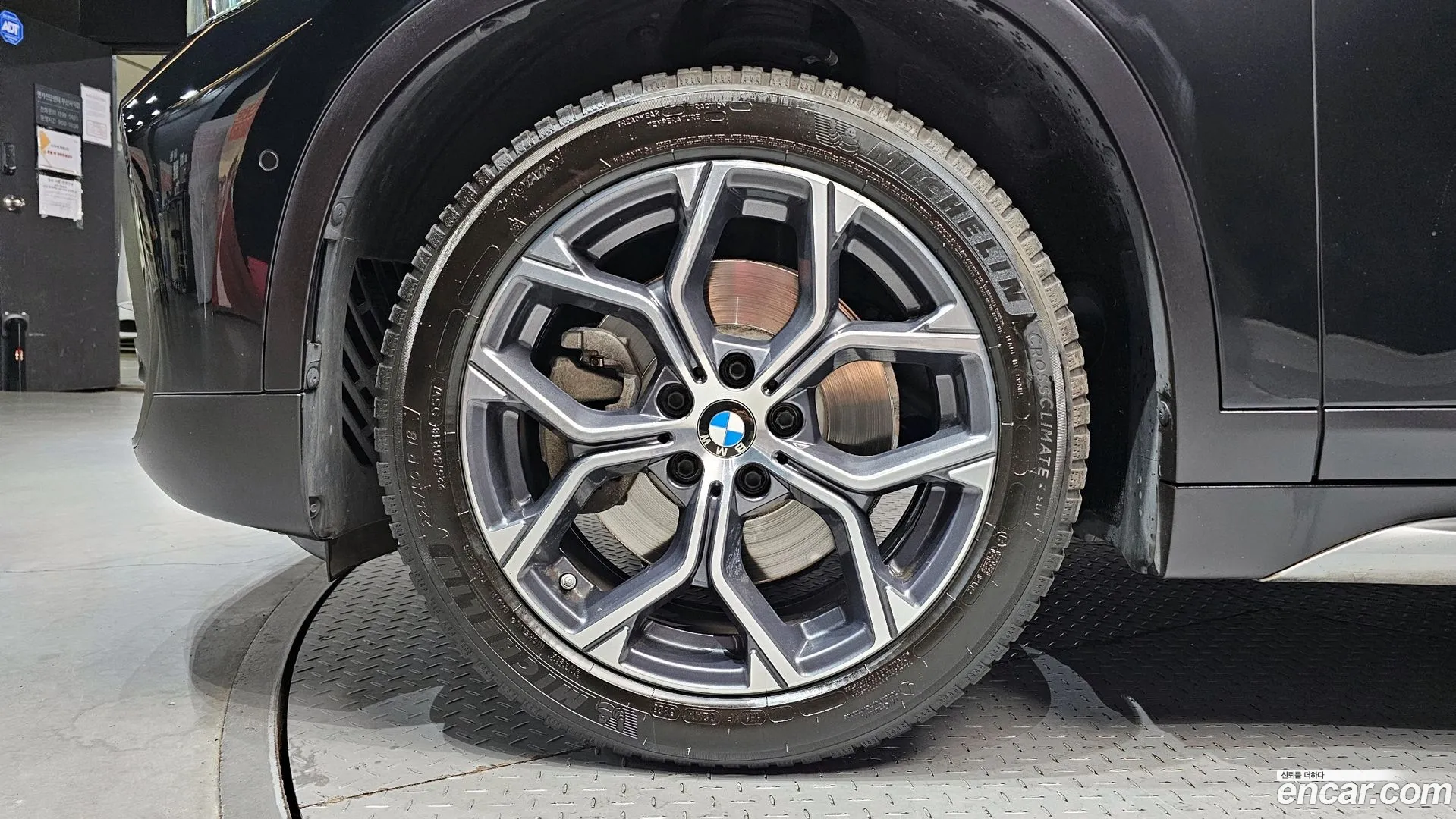BMW X1 2021 — фото 1