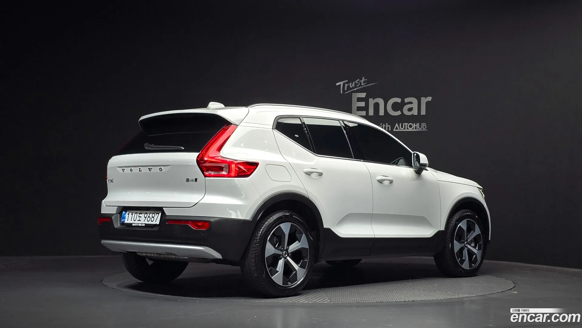 Volvo XC40 2025 — фото 3